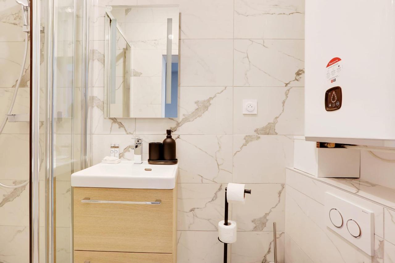 פריז Homy Apartment 4P1Br מראה חיצוני תמונה
